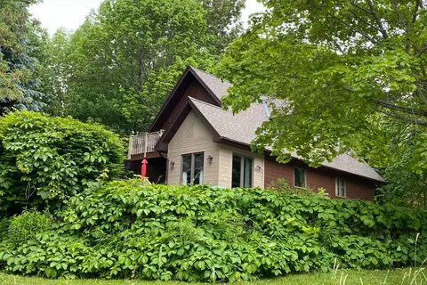 145 SCOTT Street, Georgian Bluffs, ON N0H 2T0