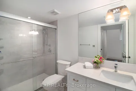 179 Avro Circle, Manor Park - Cardinal Glen and Area, ON K1K 4Y9