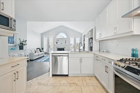 26 MCGOVERN Lane, Brant, ON N3L 0K3