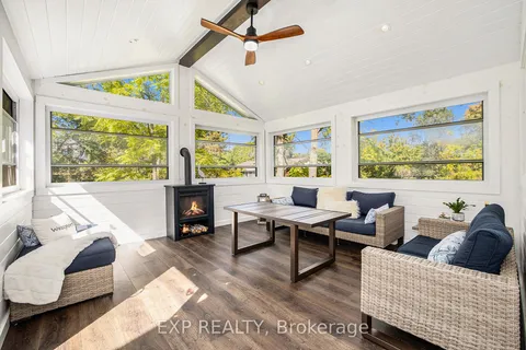 6 Whelan Street, Westport, ON K0G 1X0