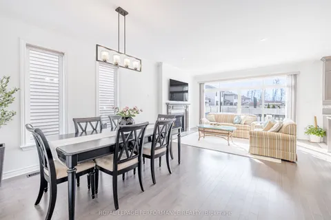 205 Shinleaf Crescent, Orleans - Convent Glen and Area, ON K1W 0J1