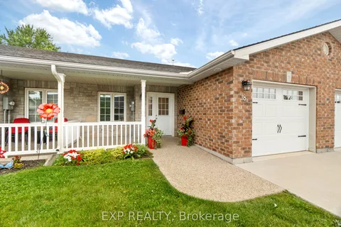 18 Devon Drive, South Huron, ON N0M 1S3