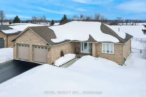 35 Bruce Crescent, Kawartha Lakes, ON K0M 2M0