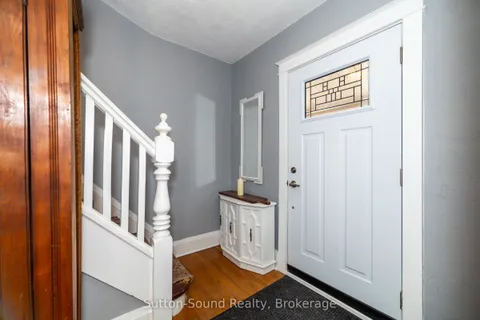 1204 3rd A Avenue, Owen Sound, ON N4K 4T7