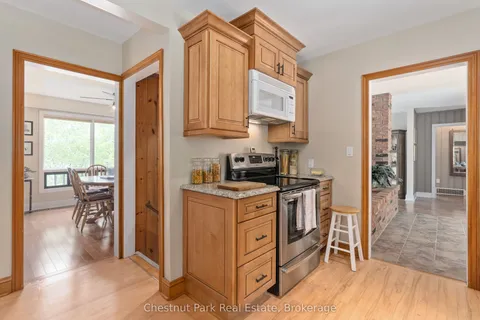 652 North Waseosa Lake Road, Huntsville, ON P1H 2J4