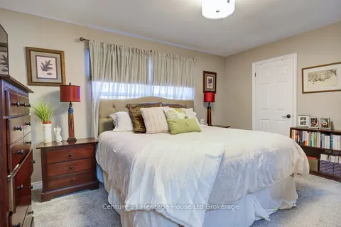 26 Edwin Crescent, Tillsonburg, ON N4G 5H6