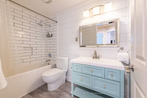 1420 Limberlost Road, Lake of Bays, ON P1H 2J6