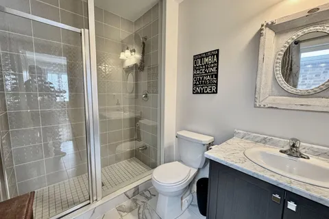 27 Jenkins Street, East Luther Grand Valley, ON L9W 7R2