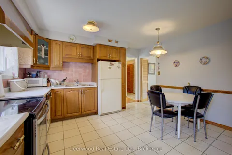 11 Randy Avenue, Mono, ON L9W 2A2