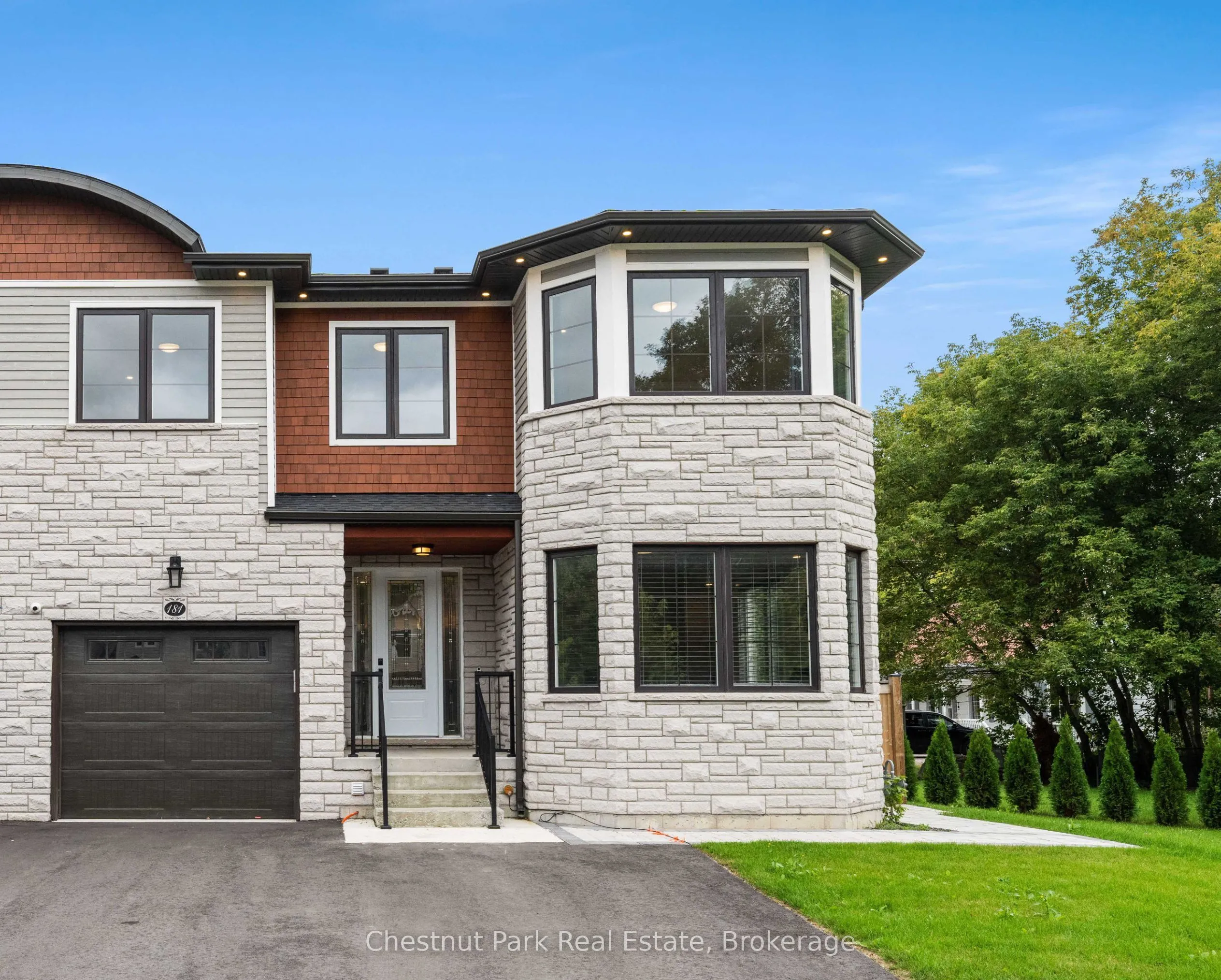 181 Anglo Street, Bracebridge, ON P1L 2H3