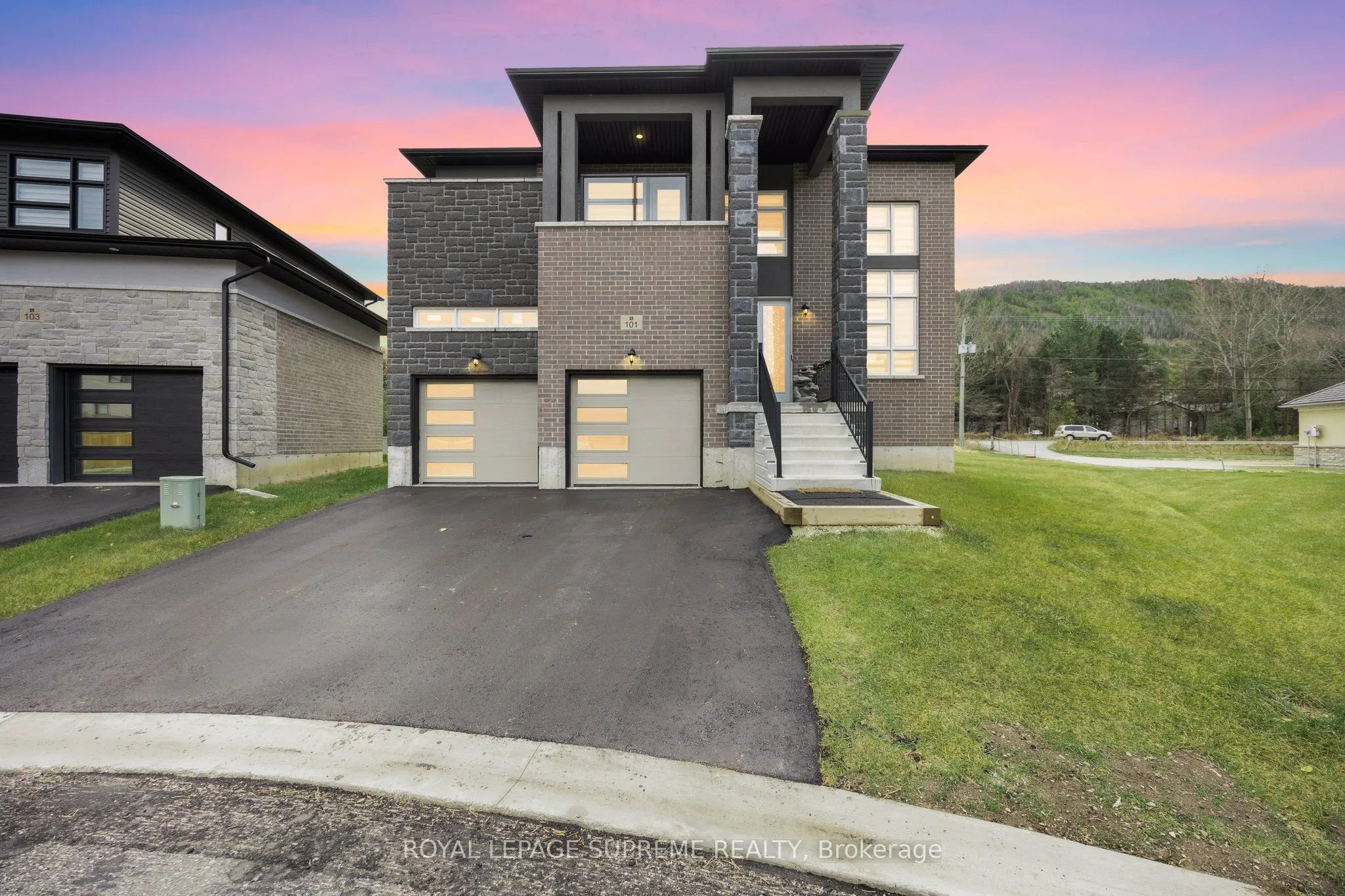 101 Sebastian Street, Blue Mountains, ON N0H 1J0