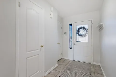 66 Foxborough Drive, Hamilton, ON L9G 4Y8