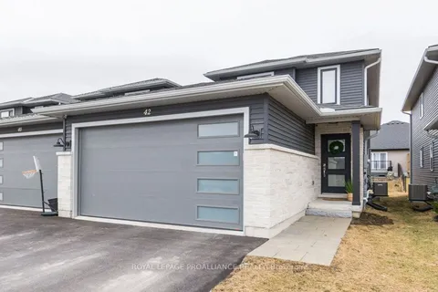 42 Dewal Place, Belleville, ON K8P 0E5