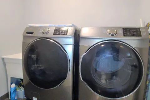 282 Dalgleish Trail, Hamilton, ON L0R 1P0