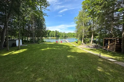 879 Relative Road, Armour, ON P0A 1C0