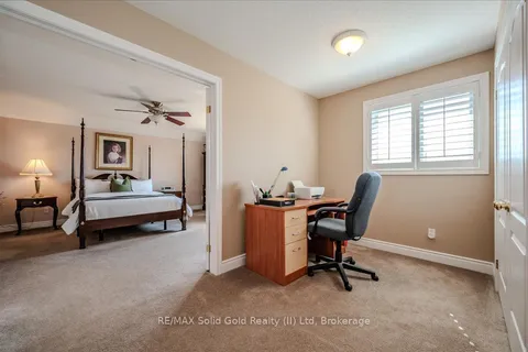 449 Kelso Drive, Waterloo, ON N2V 2S2