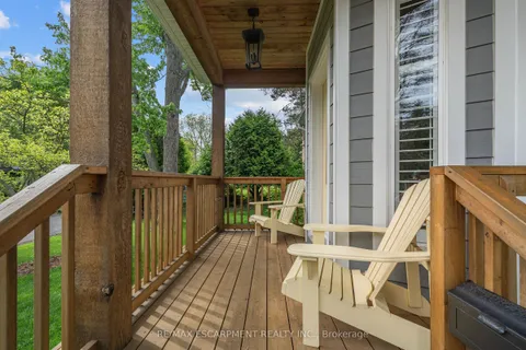 14 Sullivan's Lane, Hamilton, ON L9H 5N7