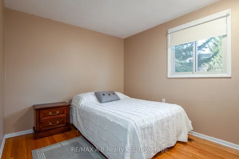 26 Kathryn Crescent, Stratford, ON N5A 2Y7
