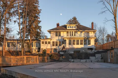 50 Hillcrest Avenue, St. Catharines, ON L2R 4Y1