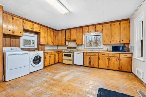 338 Burridge Road, ON K0H 1T0
