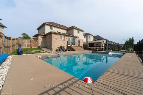 535 CARRIE Avenue, Fort Erie, ON L0S 1N0