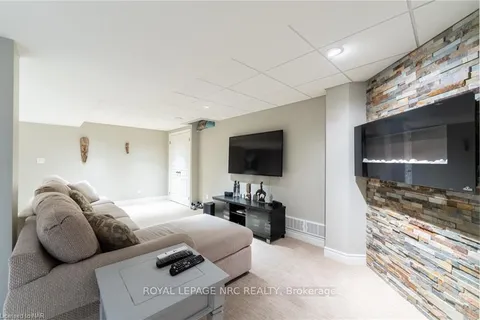 535 CARRIE Avenue, Fort Erie, ON L0S 1N0