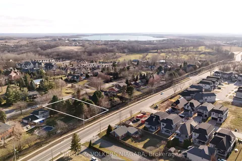 6542 January Drive, Niagara Falls, ON L2J 4J4
