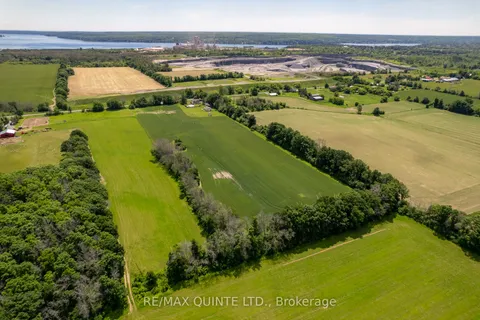 257 Elmbrook Road, Prince Edward County, ON K0K 2T0