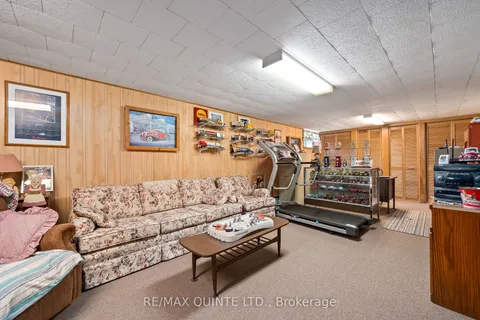 257 Elmbrook Road, Prince Edward County, ON K0K 2T0
