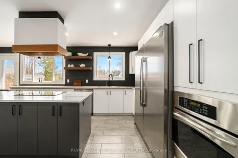 782 Notre Dame Street, Russell, ON K0A 1W0