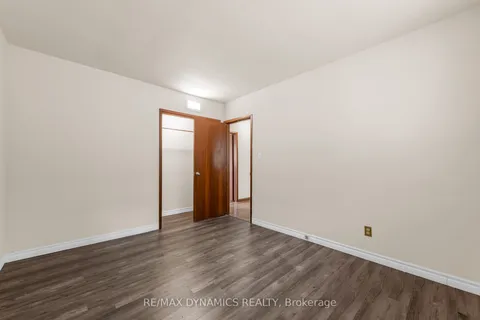 160 Woodside Drive, St. Catharines, ON L2T 1X2
