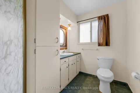 160 Woodside Drive, St. Catharines, ON L2T 1X2