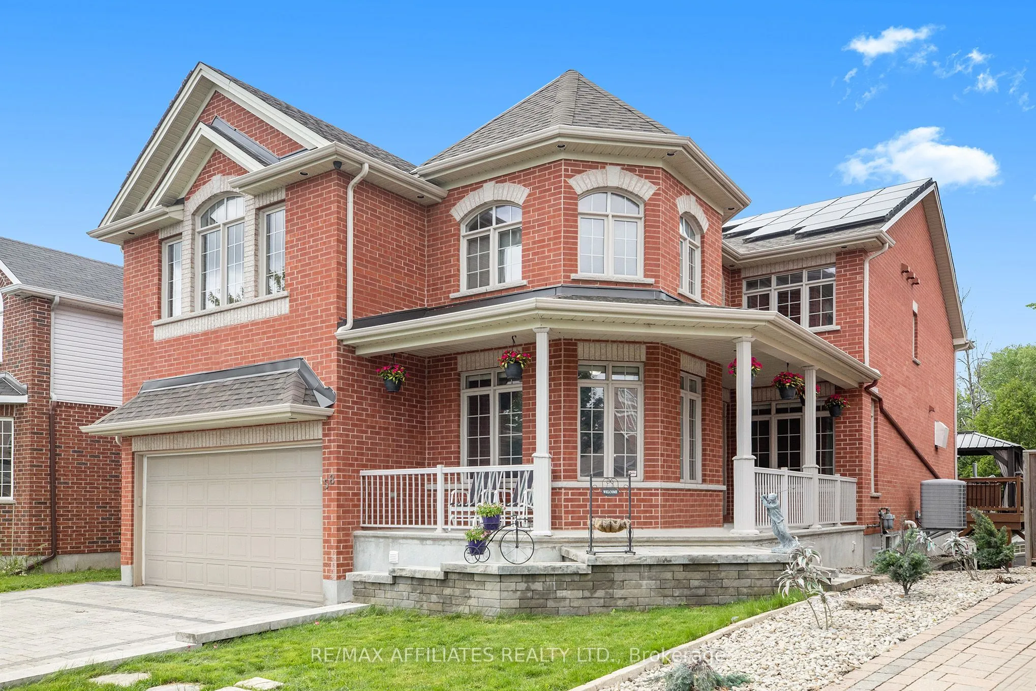 58 GRENWICH Circle, Carlington - Central Park, ON K2C 4G1