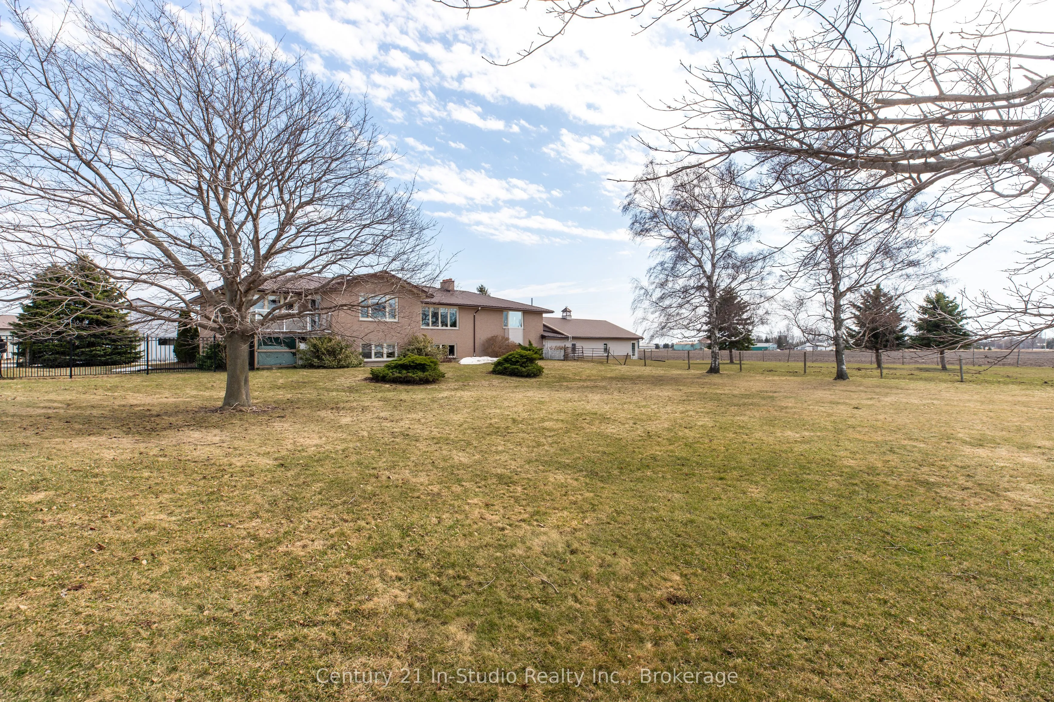 84298 Bluewater Highway, Ashfield-Colborne-Wawanosh, ON N7A 3X9