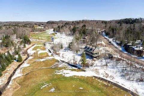 17 Deerhurst Highlands Drive, Huntsville, ON P1H 1B1