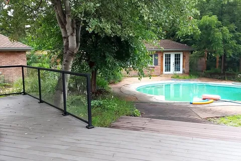 10 Karendale Crescent, Hamilton, ON L0R 1K0