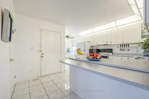 43 Silvercrest Court, Thorold, ON L2V 5B4