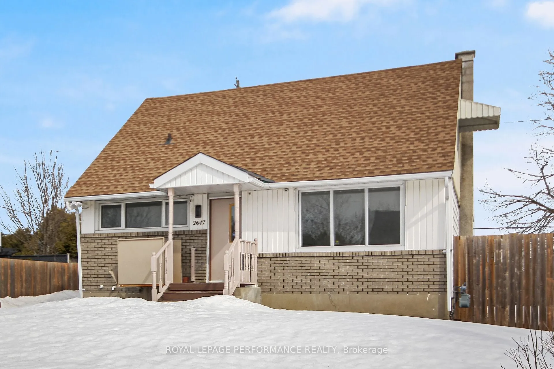 2647 Ayers Avenue, ON K1V 7W7