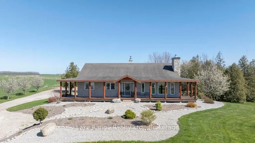 737 Lake Range Drive, Huron-Kinloss, ON N2Z 0B3
