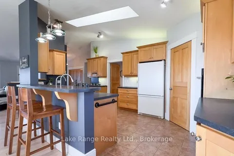 737 Lake Range Drive, Huron-Kinloss, ON N2Z 0B3