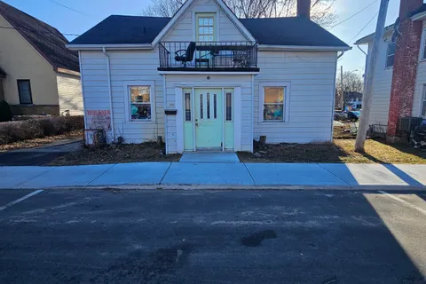 300 ARGYLE Street, Renfrew, ON K7V 1T9