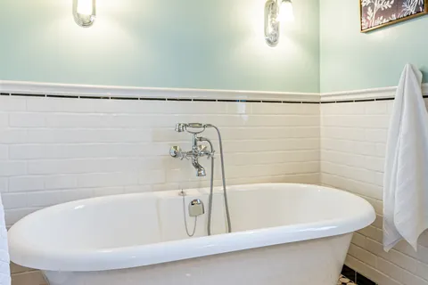 175 Broadway Street, North Middlesex, ON N0M 2K0