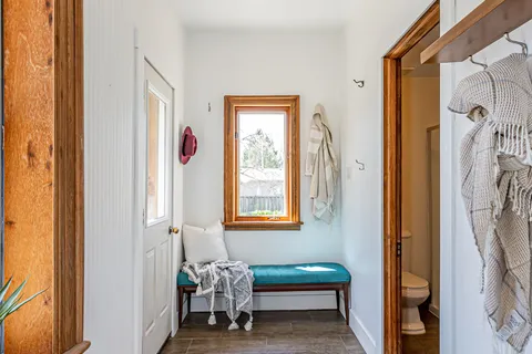 175 Broadway Street, North Middlesex, ON N0M 2K0