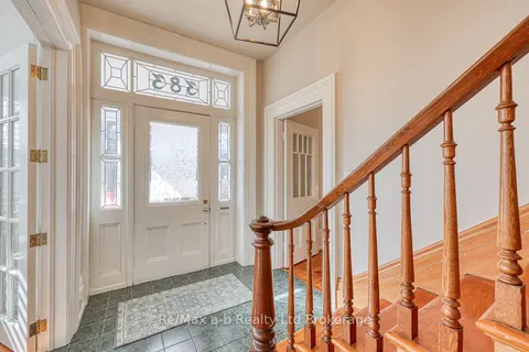 383 Ingersoll Avenue, Woodstock, ON N4S 4X2