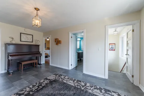 62 Young Street, Port Hope, ON L1A 1M6