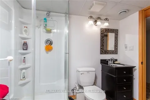 362511 Lindenwood Road, Georgian Bluffs, ON N0H 2T0