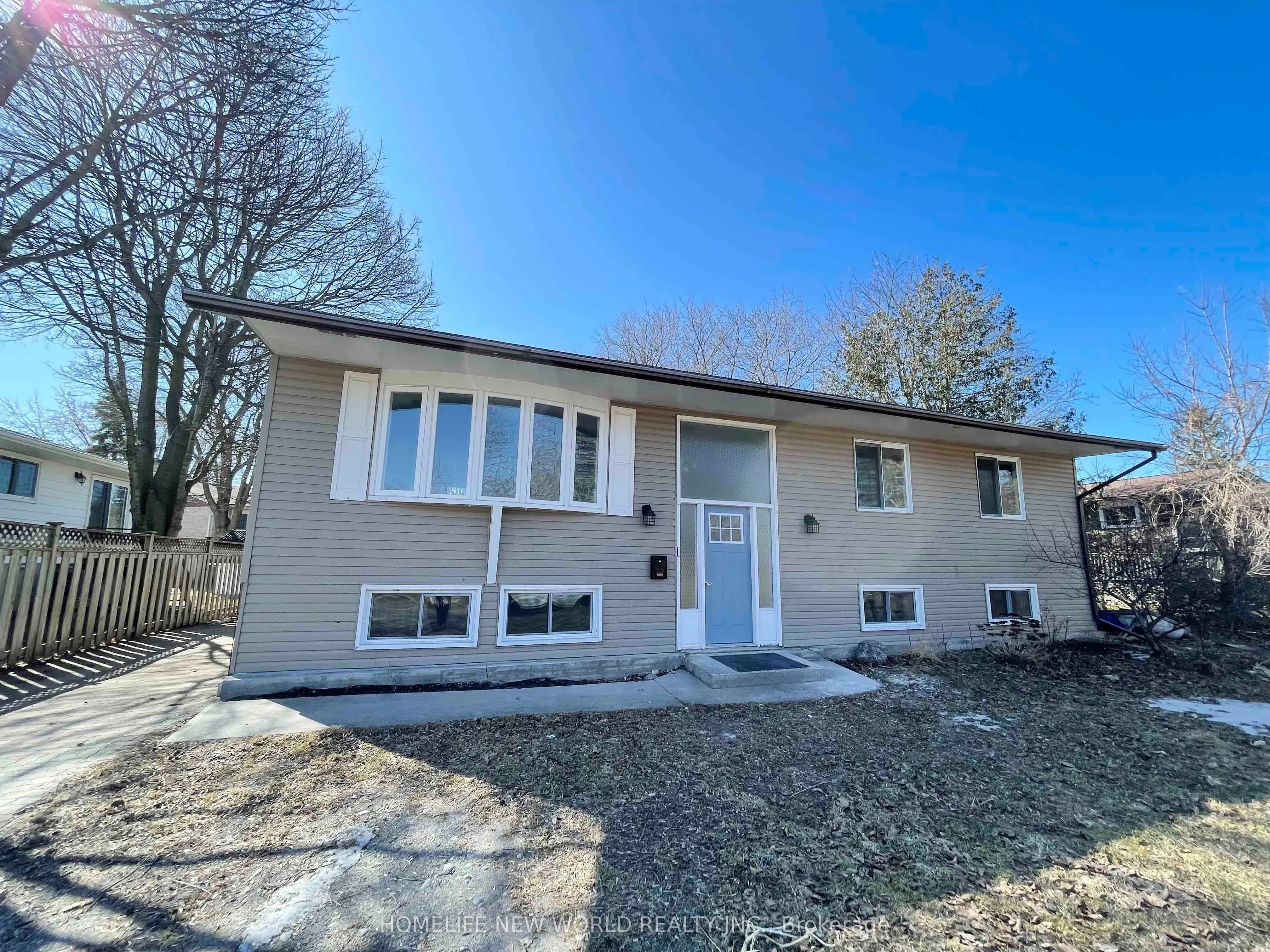 23 Somerset Street, Quinte West, ON K8V 5T7
