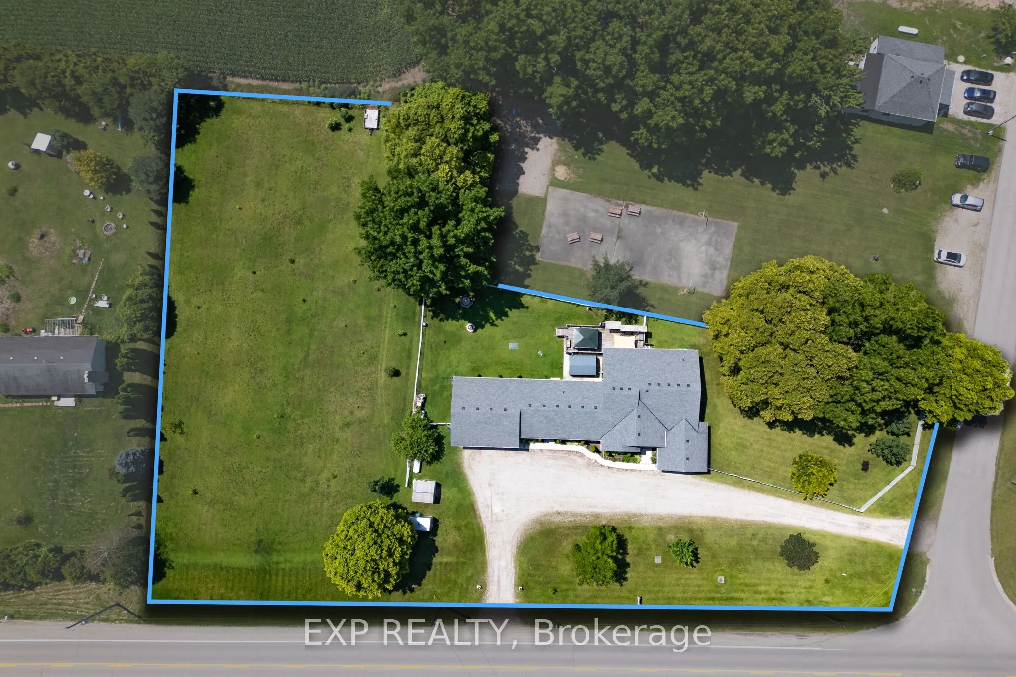 20437 MELBOURNE Road, Southwest Middlesex, ON N0L 1T0