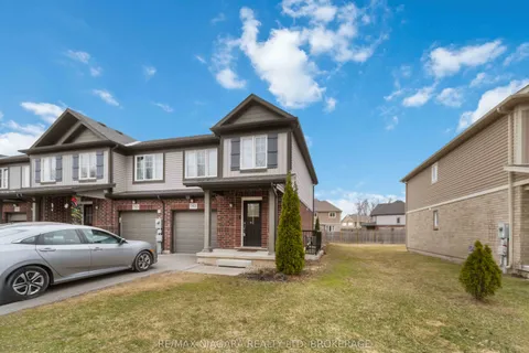 7921 Oldfield Road, Niagara Falls, ON L2G 0H8