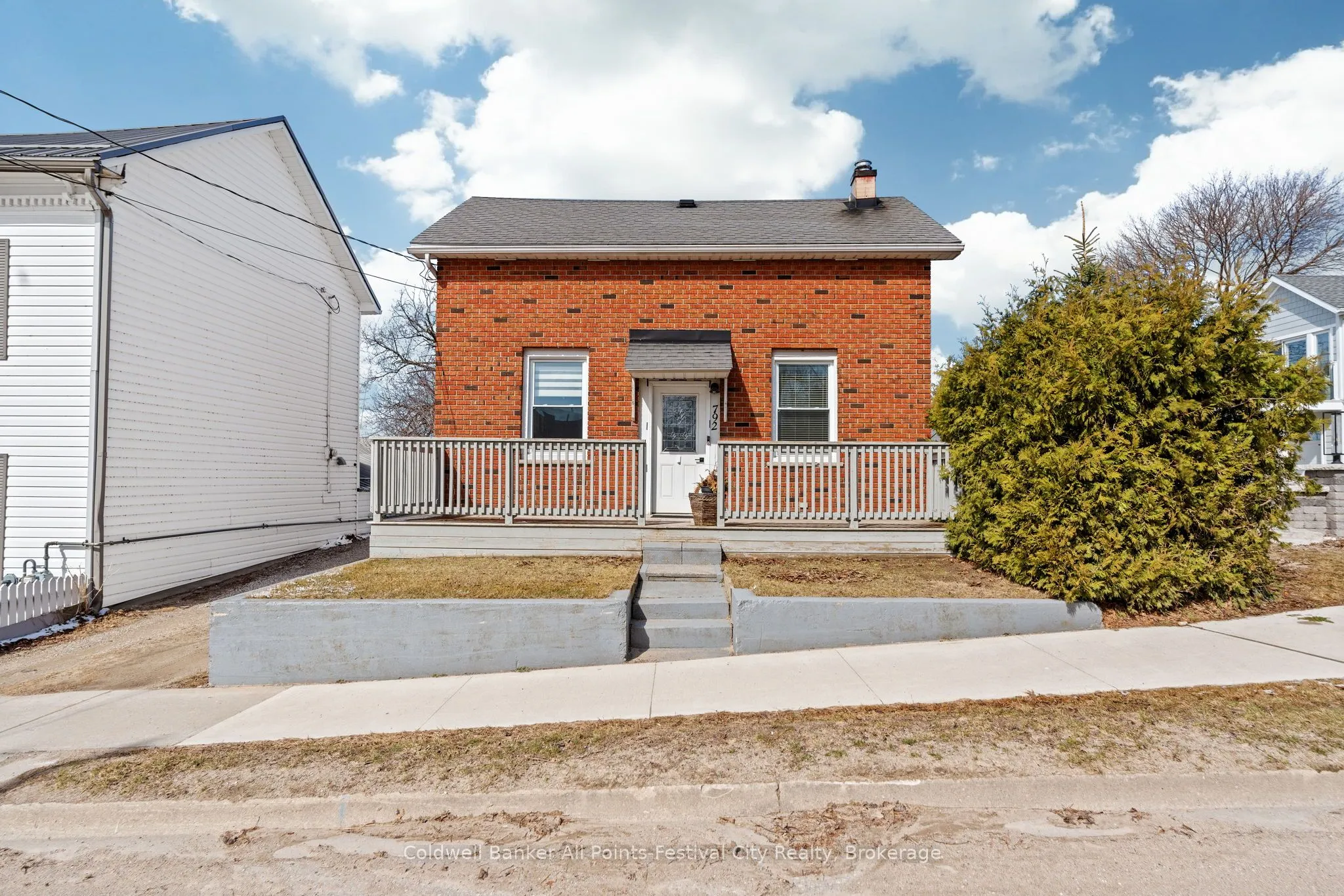 792 Huron Terrace, Kincardine, ON N2Z 2Y1